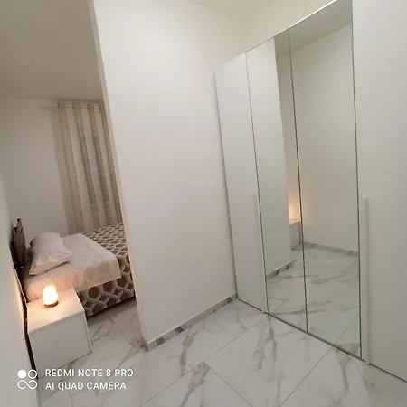 Esmeralda Apartman Trino